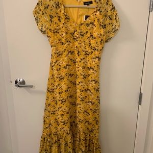 NEVER WORN! Yellow midi dress